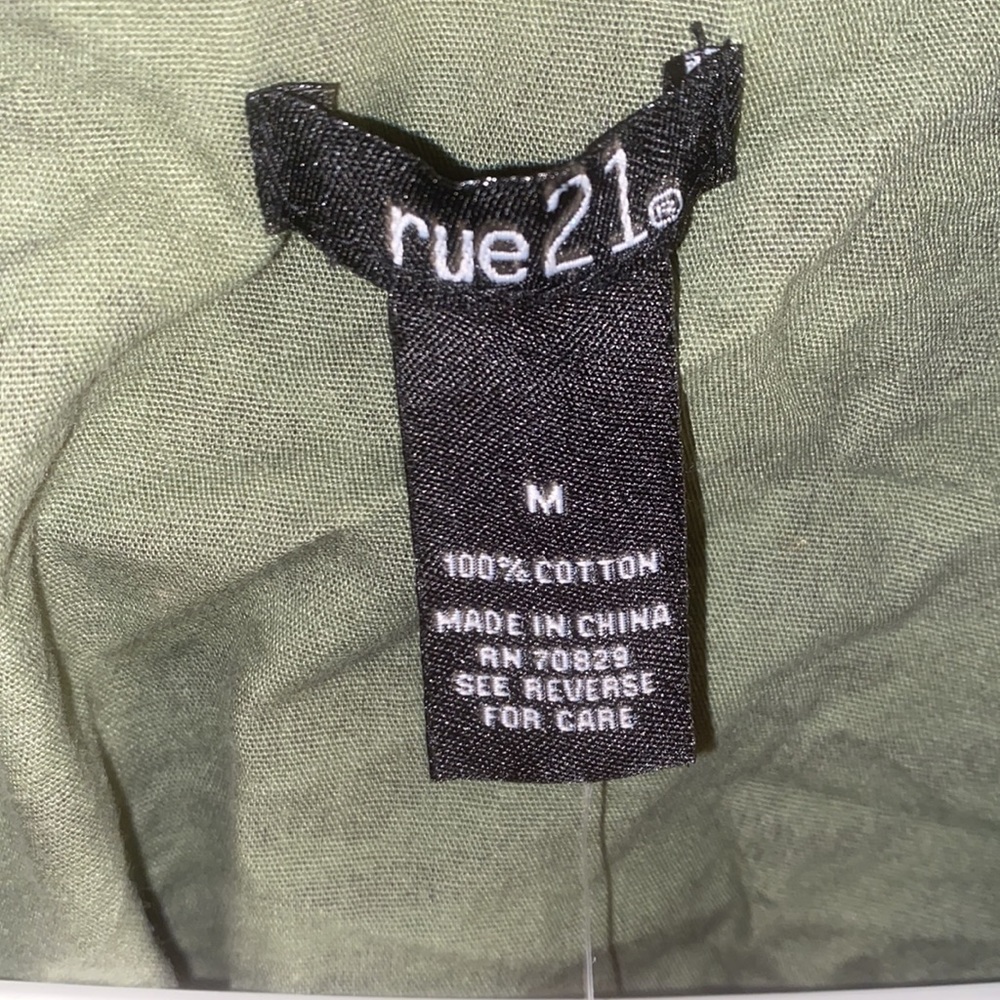 CAMO JACKET 🧥! - Picture 2 of 2